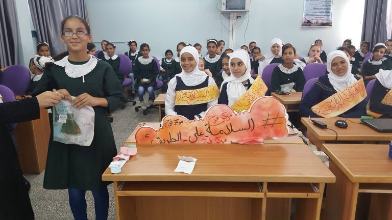 الإدارة العامة للهندسة والسلامة المرورية تشارك في فعاليات عام آمنٍ مرورياً