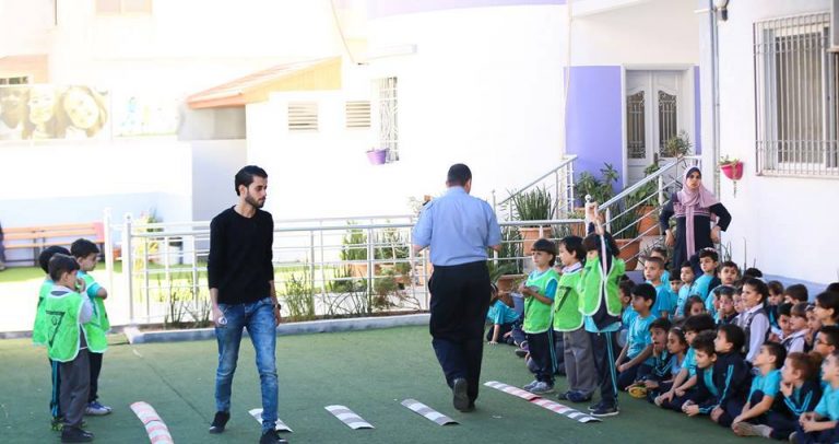 الإدارة العامة للسلامة والهندسة المرورية تنظم محاضرات توعوية للأطفال