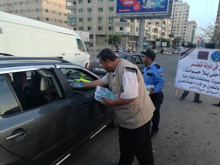 الإدارة العامة للهندسة والسلامة المرورية تختتم حملة “هدئ سرعتك وفطورك علينا”