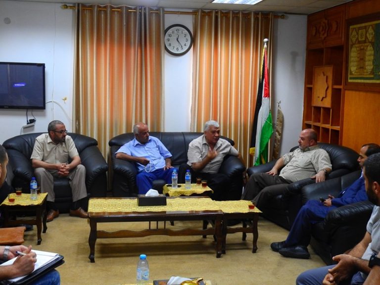 وكيل الوزارة يجتمع برئيس مجلس إدارة جمعية النقل الخاص