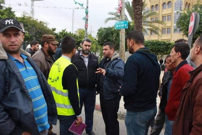 الإدارة العامة للنقل عل الطرق تزور مواقف السيارات العمومية