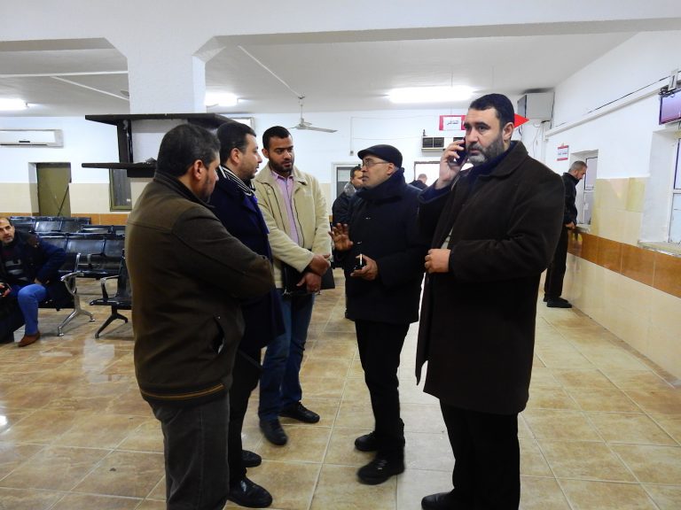 لجنة تقييم أفضل مركز خدمة حكومي تزور دائرة ترخيص غزة