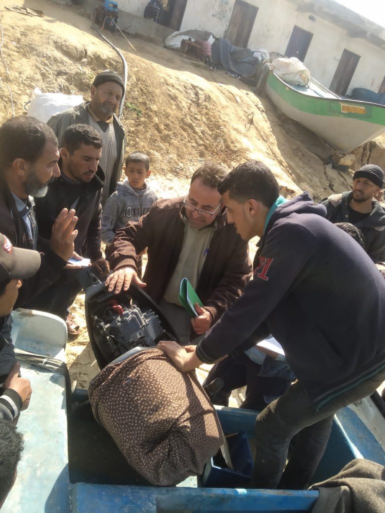سلطة الموانئ البحرية تشرع بدمغ شاصي محركات وسائط الإبحار