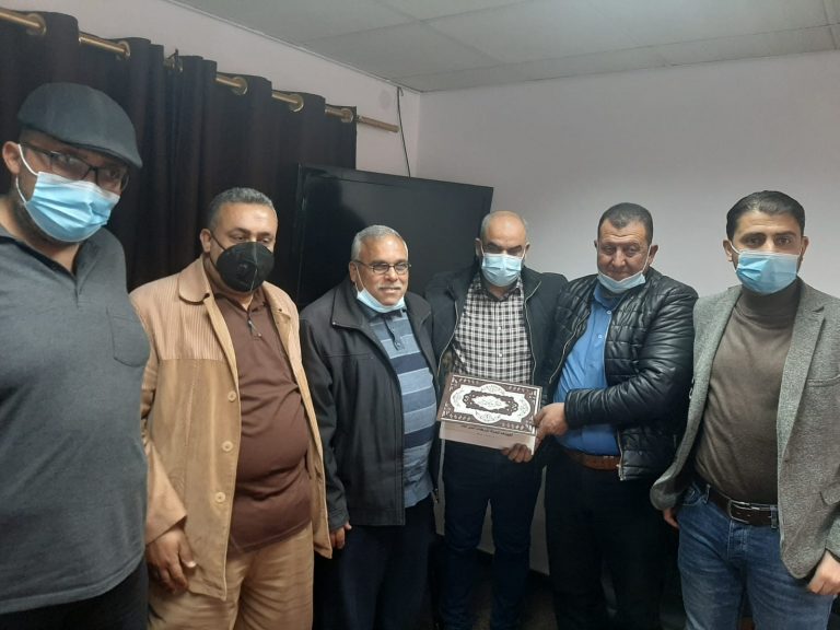 رئيس قطاع سلطة الترخيص يستقبل وفداً من جمعية أصحاب شركات النقل العام