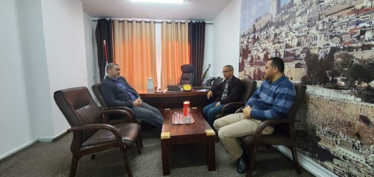 وحدة العلاقات العامة والتعاون الدولي تستقبل وفداً من نقابة الموظفين في القطاع العام